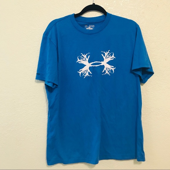 Under Armour Other - Under Armour T-shirt heat gear mossy oak loose fit